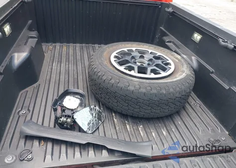 2024 Toyota Tacoma Trd Off Road 4Wd из США, поврежденный, VIN 3TYLB5JN0RT012517